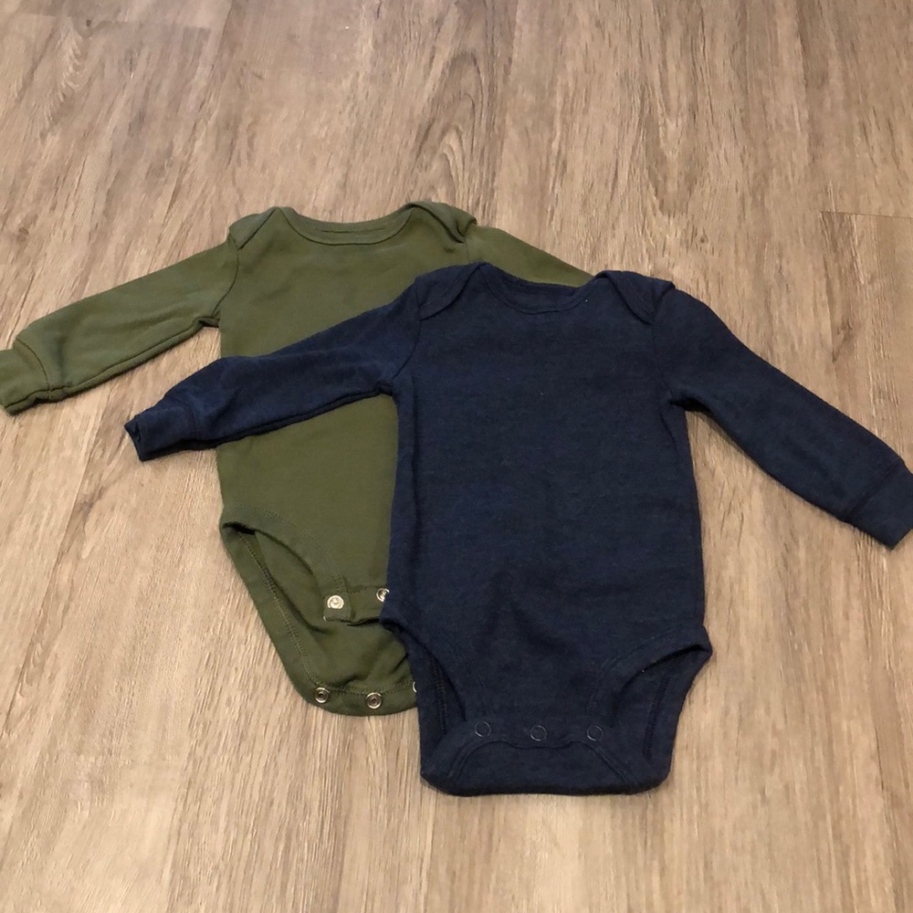 2 pack of 3 month long sleeve onesies baby boy